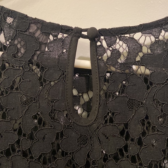 Rafaella Black Lace Short Sleeve Blouse - Picture 6 of 6